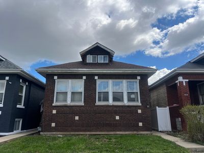 8411 S Throop St, Chicago, IL, 60620
