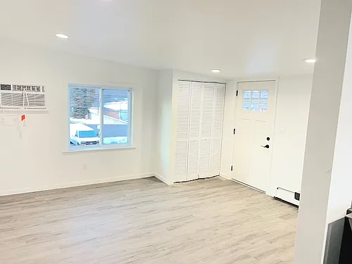27157 Woodward Ave #2R Photo 1