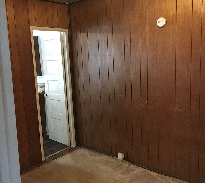 2nd image of 1521 Campbell Ave