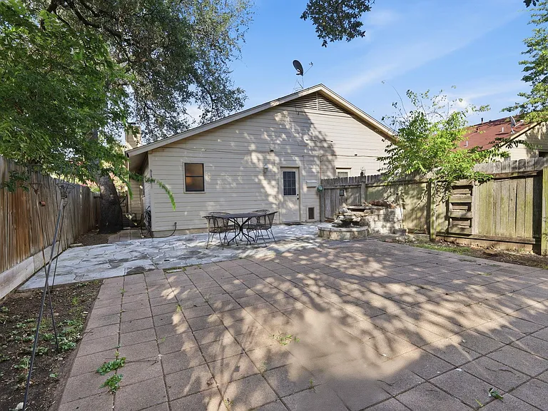 12416 Deer Falls Dr #B — Photo 27