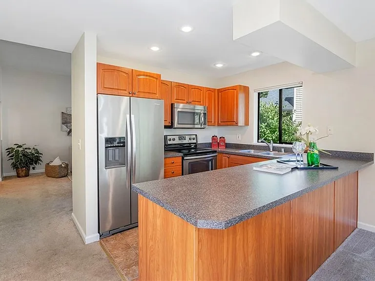 9009 Avondale Rd NE #P231 — Photo 8