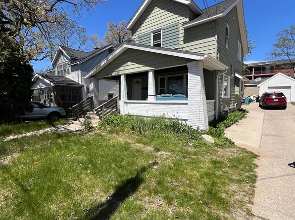 1321 Burton St SE, Grand Rapids, MI 49507