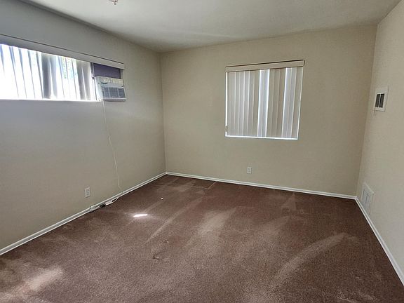 4th image of 1019 20th St APT A