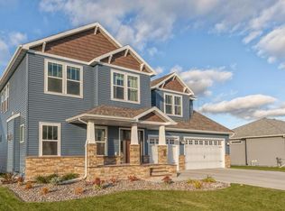 404 Sequoia Dr, Mapleton, ND 58059