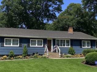 30 Marbeth Circle, Miller Place, NY 11764