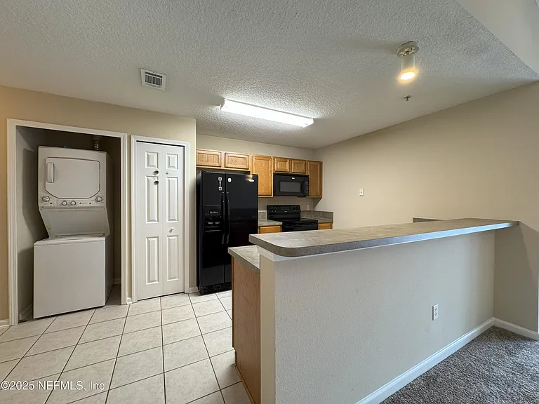 3680 Kirkpatrick Cir #11 — Photo 6