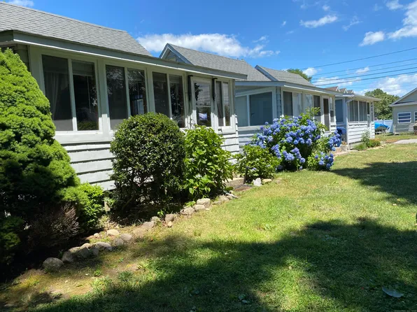 13 Swan Avenue #1, Old Lyme, CT 06371