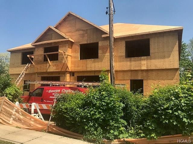 1st image of 128 Woodside Ave