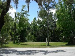 24916 Butler St, Astor, FL 32102