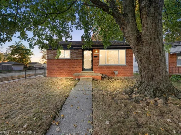 28705 Townley St, Madison Heights, MI 48071