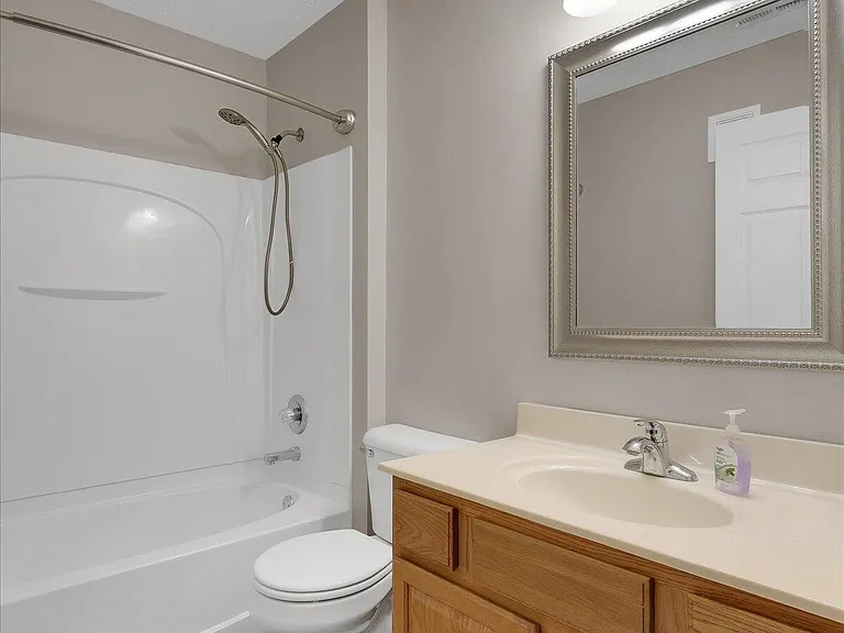 6403 Shelton Cir #102 — Photo 27
