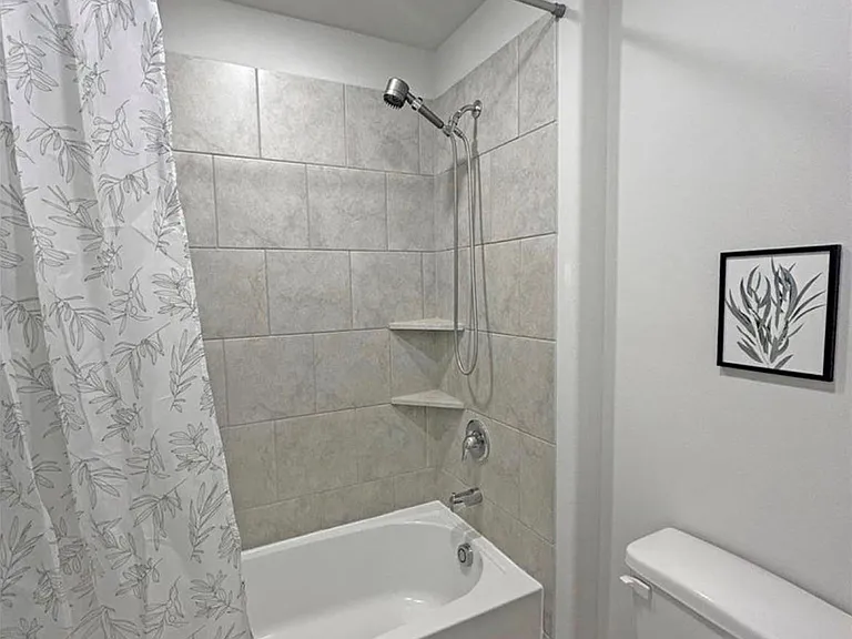 8010 Peppercorn St — Photo 14