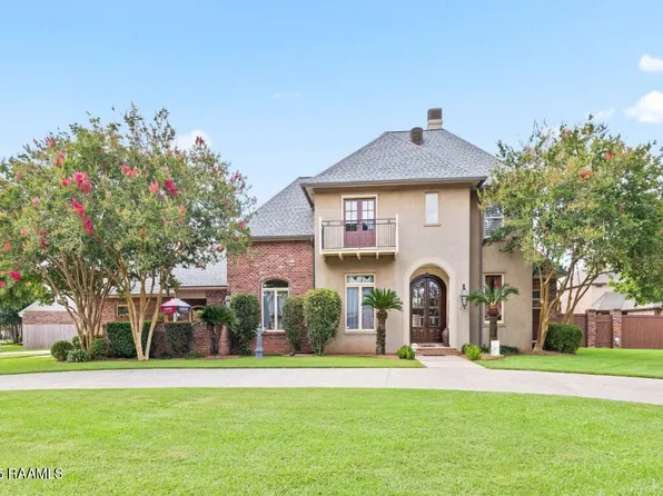 205 Mission Hills Dr, Broussard, LA 70518