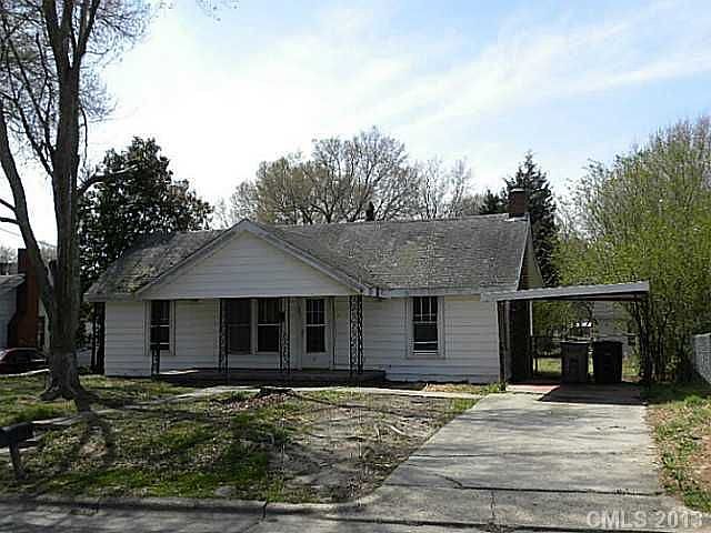 1st image of 403 S Gray St