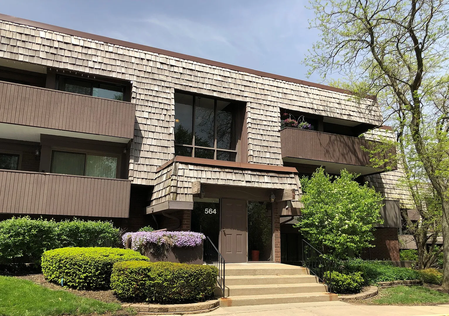 564 Timber Ridge Dr APT 108 photo 1