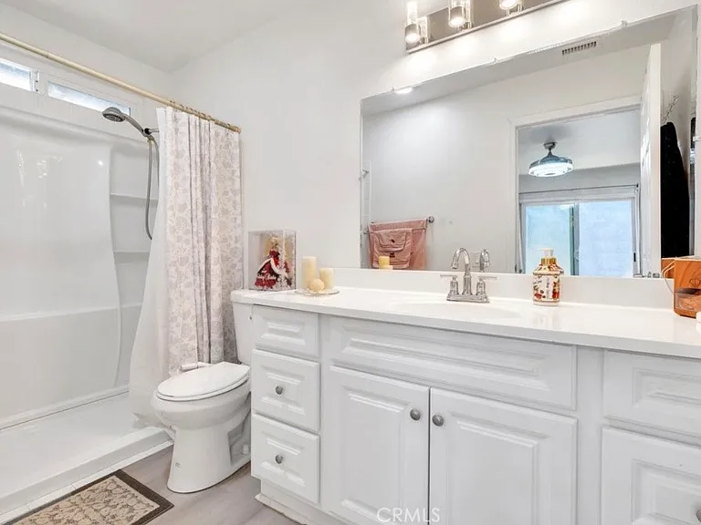 7701 Baird Ave — Photo 42