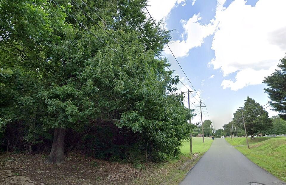 1st image of N Charlyne Ave