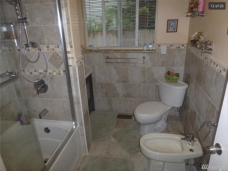 1253 NE 140th St — Photo 9