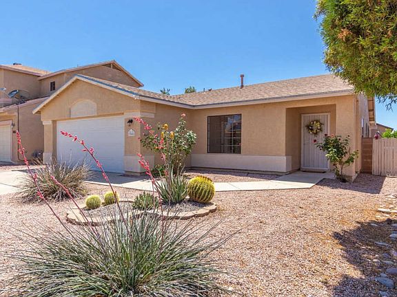 3rd image of 3045 W Country Meadow Dr