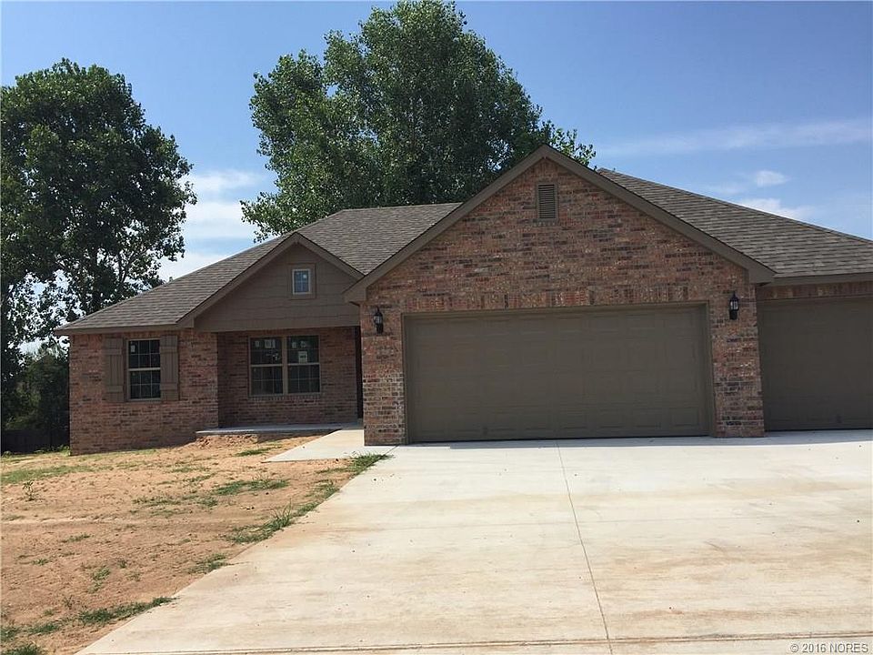 1st image of 2503 W Little Rock Pl
