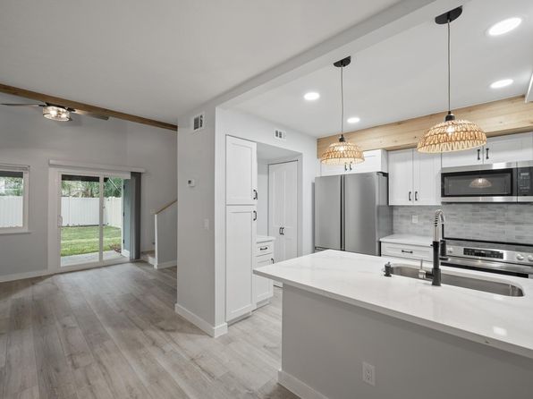 2988 Songbird Dr