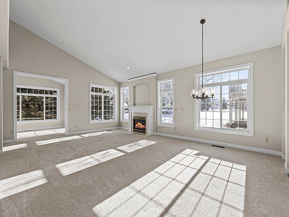 3rd image of 2628 Oak Ridge Trl