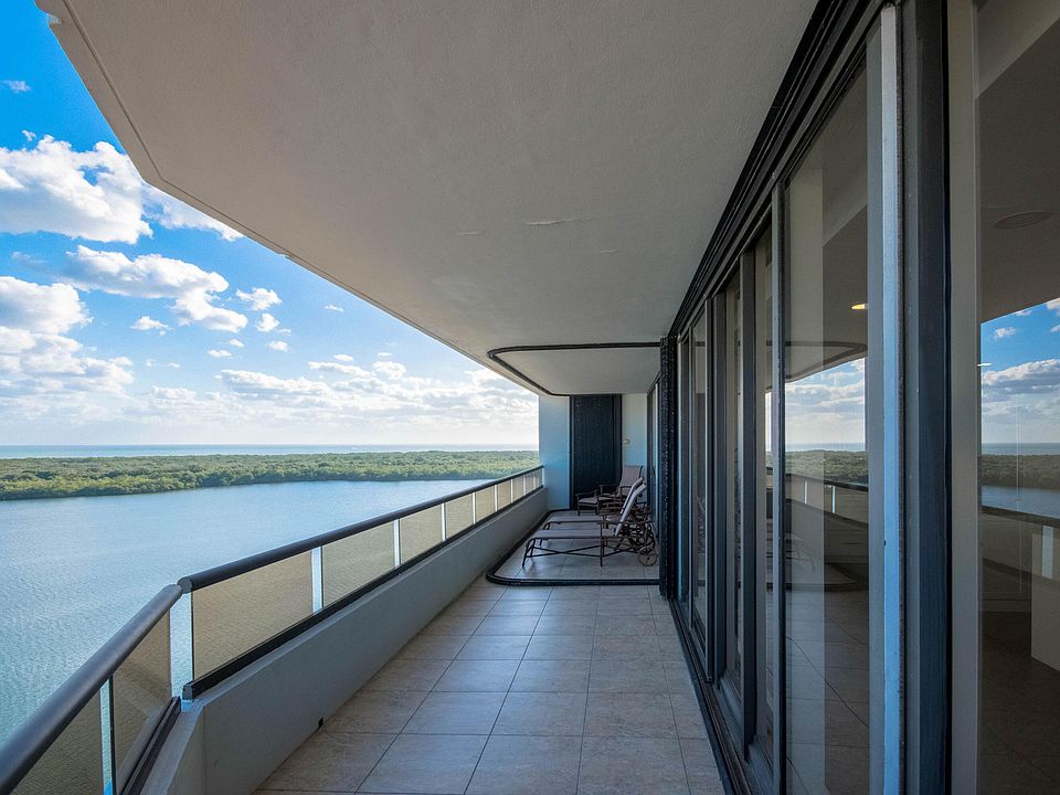 1st image of 100 Lakeshore Drive #1152