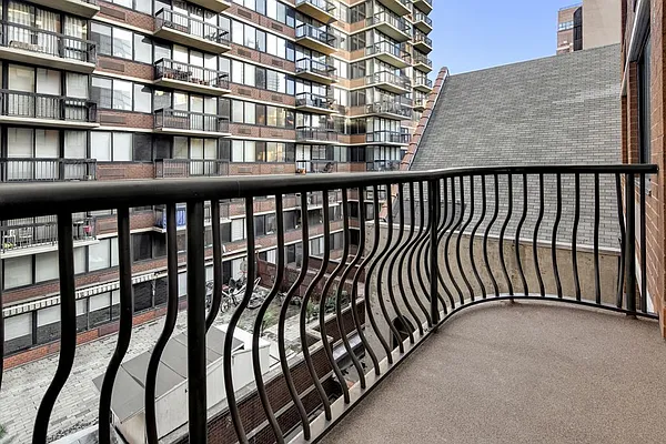 Sold by Compass | media 35