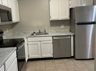 1 Bristol Ct Unit 241, Derry, NH 03038