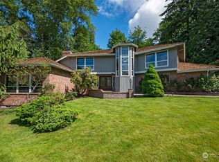 11876 NE 39th St, Bellevue, WA 98005