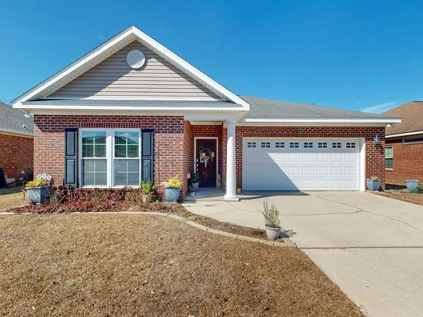 110 Brattleboro Ct, Dothan, AL 36301