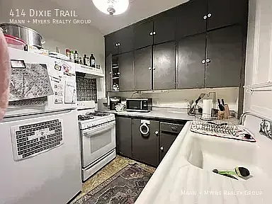 2 bd 1 ba Apartment for Rent starting Aug 5th, 2027 — Photo 3