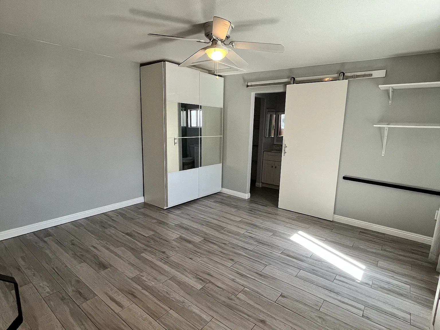 Walnut St, Fontana — Photo 4