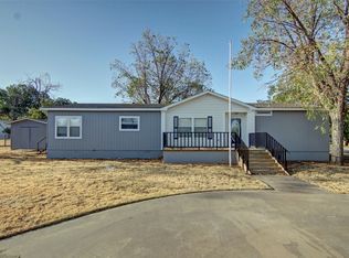 1200 1st St, Graham, TX 76450