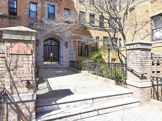 Sold by Keller Williams Realty Empire | media 10