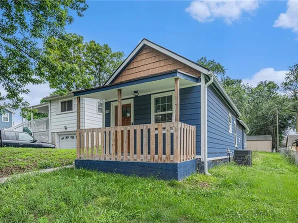 815 Pawnee St, Leavenworth, KS 66048