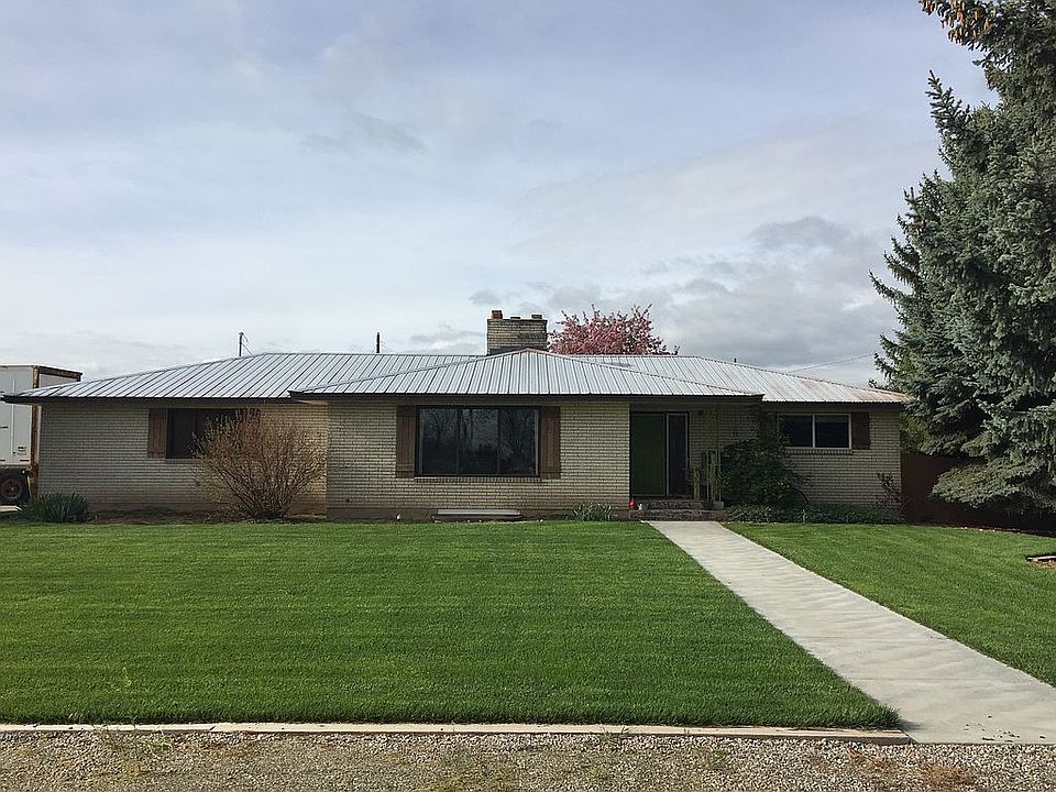 1st image of 3976 E 97th N