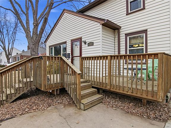 3rd image of 652 Ripley Avenue