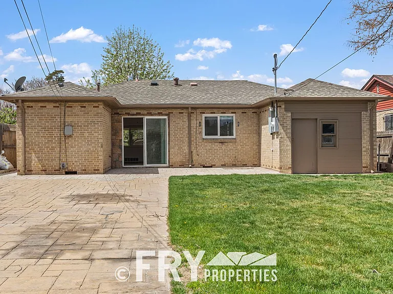 3446 N Adams St — Photo 30