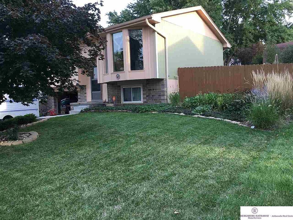 1st image of 15127 Green Ave