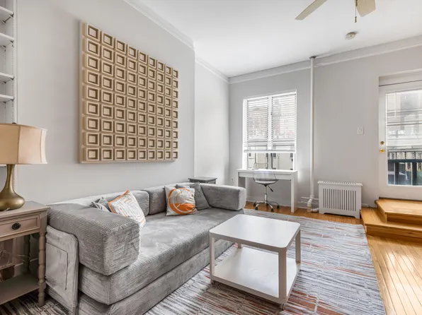 130 West 81st Street image 4 of 19