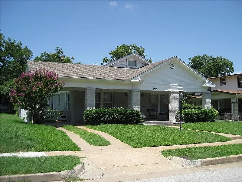 2510 Wabash Ave