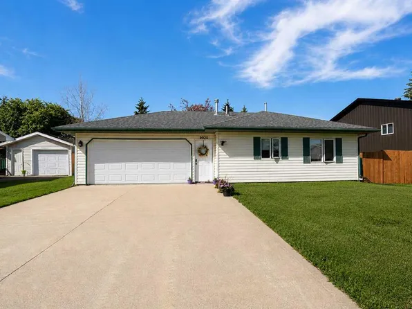 9920 E 98th St, Sexsmith, AB T0H 3C0