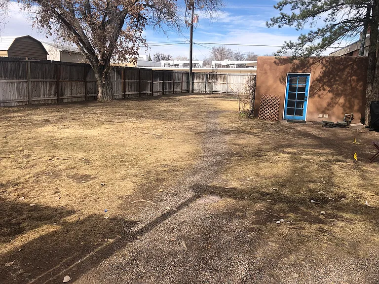 Large Open Studio in the Heart of Corrales — Photo 7