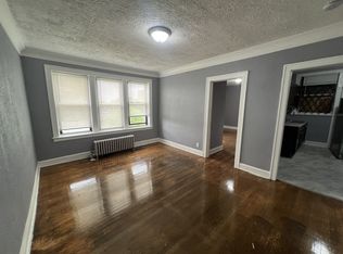7444 S East End Ave #3, Chicago, IL 60649