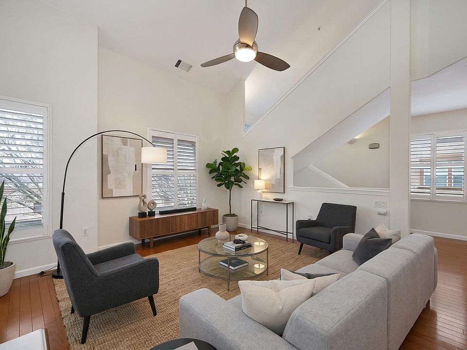 1st image of 5350 Dunlay Dr Unit 2011
