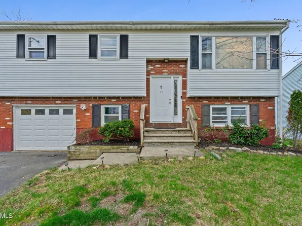 35 Start Avenue, East Greenbush, NY 12144