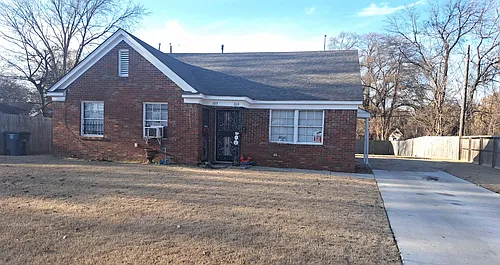 1115 Garland St Photo 1