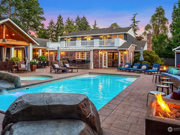 8504 NE 15th Street, Clyde Hill, WA 98004