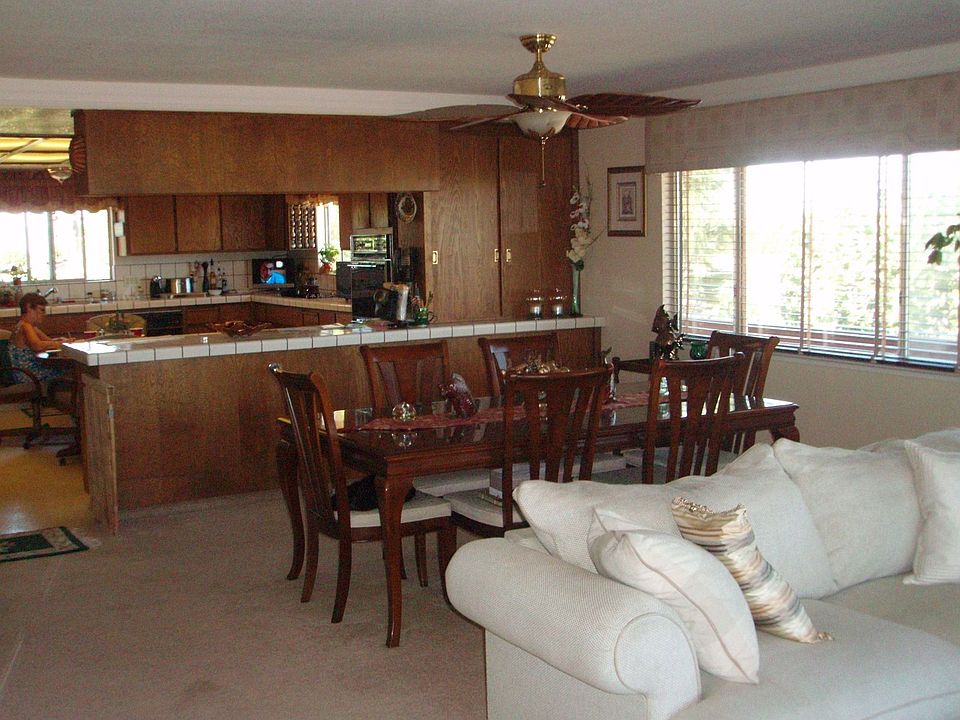 2nd image of 3643 Willow Rd